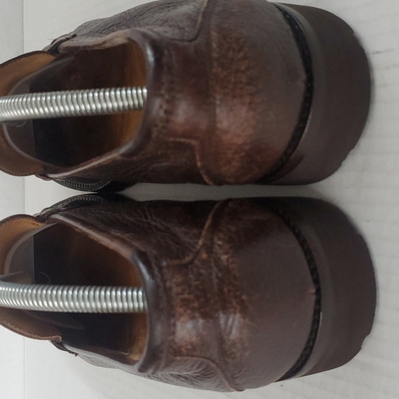 Salvatore Ferragamo Horse Bit Loafers Pebble Leather Vibram Gumlite Sole… main image 4